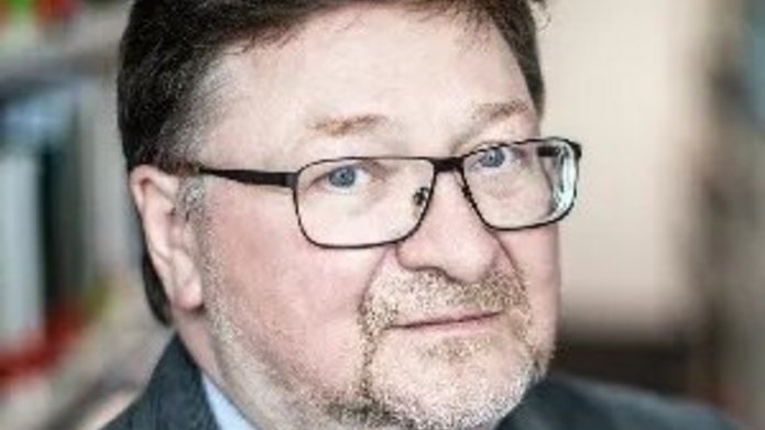 a portrait photo of Prof. Kaniowski