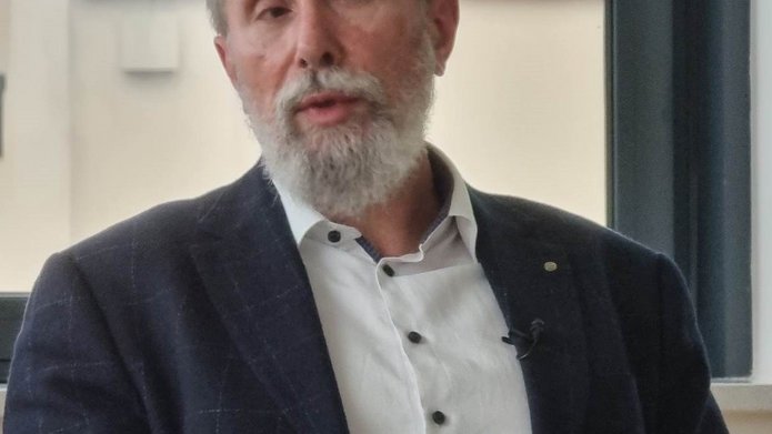 Professor Indrzejczak