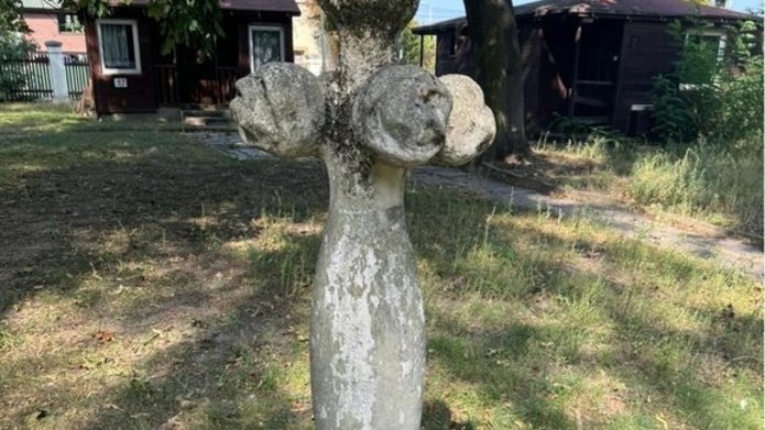the sculpture that was found
